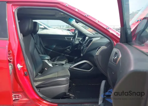 2013 Hyundai Veloster Base W/Black z USA, uszkodzony, nr VIN KMHTC6AD3DU163518